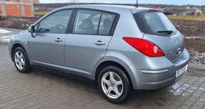 Nissan Tiida