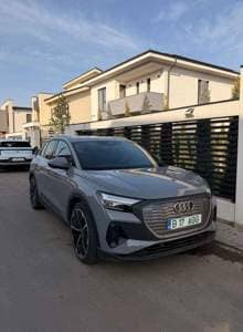 Audi Q4