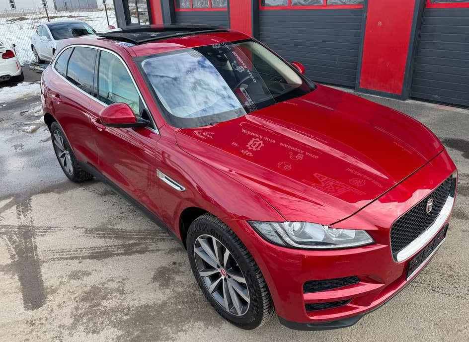 Jaguar F-Pace