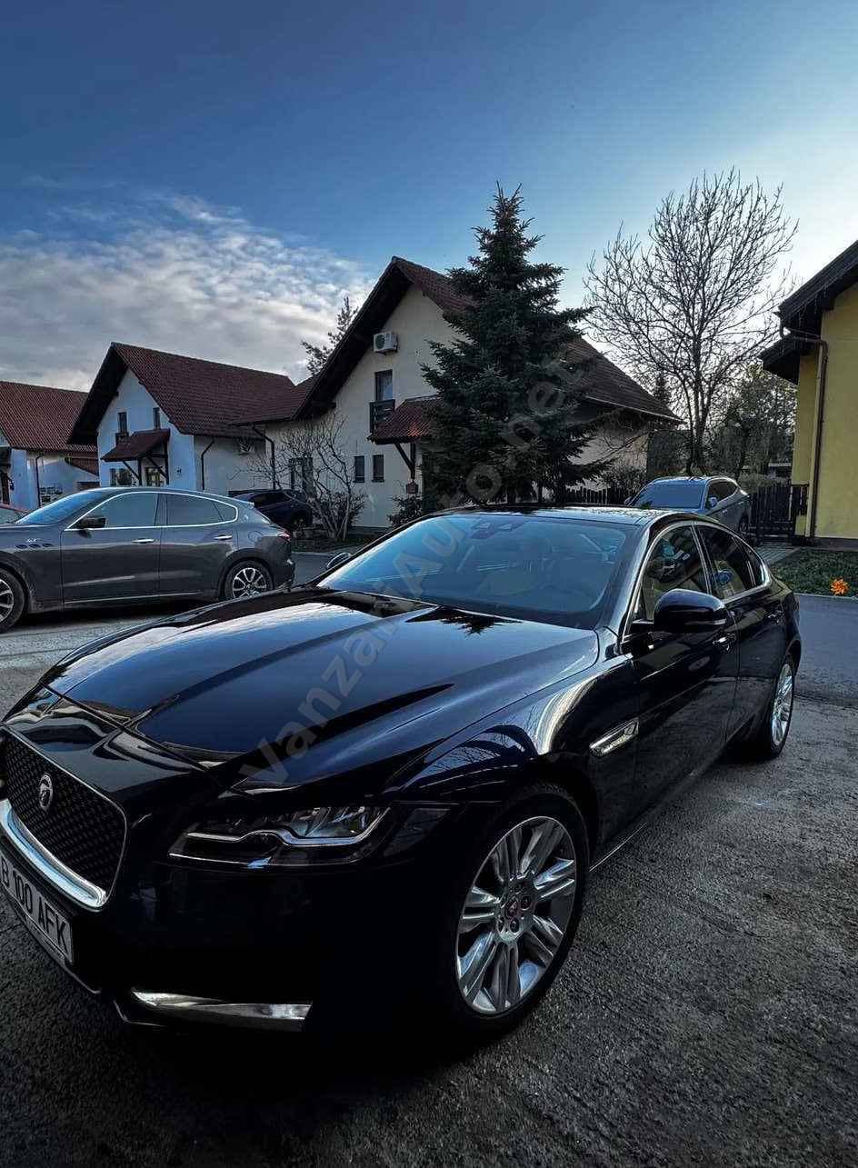 Jaguar XF