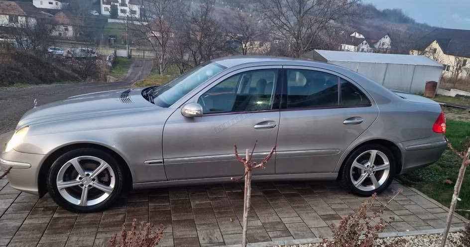 Mercedes-Benz E