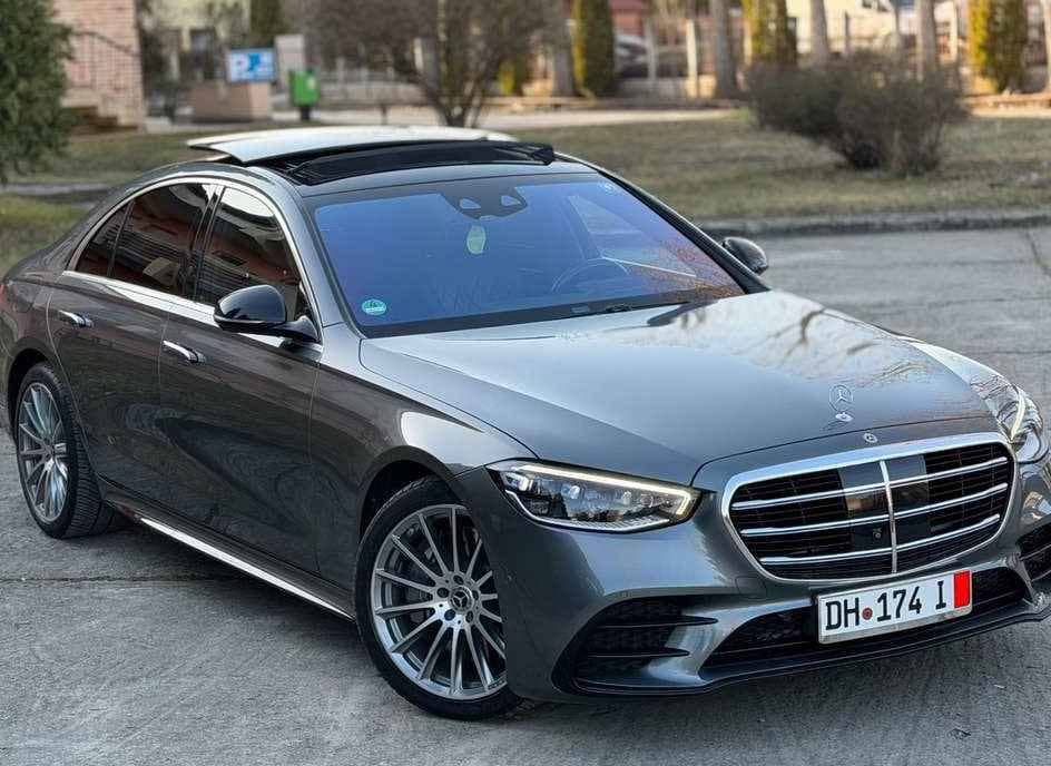 Mercedes-Benz S