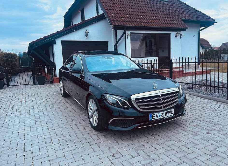 Mercedes-Benz E