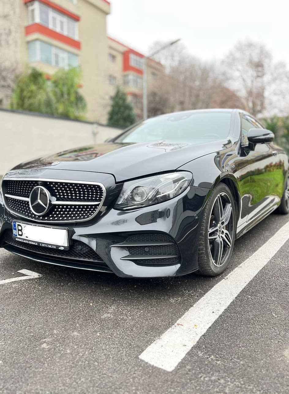 Mercedes-Benz E