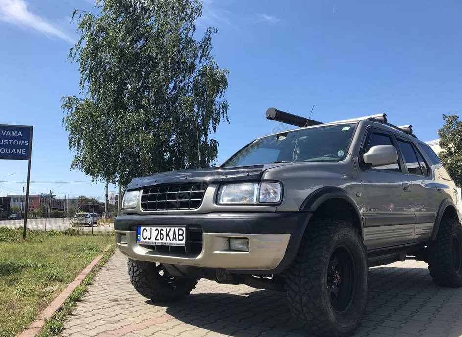 Opel Frontera