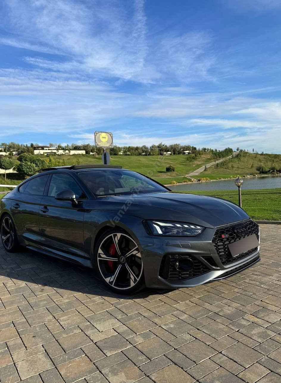 Audi RS5