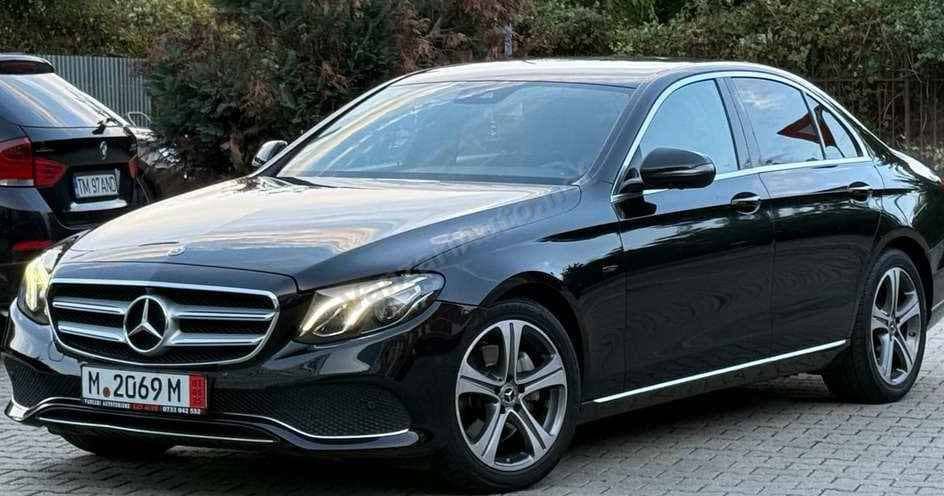 Mercedes-Benz E
