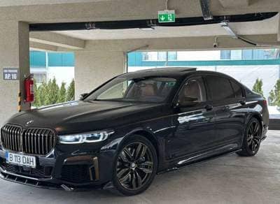 BMW M7