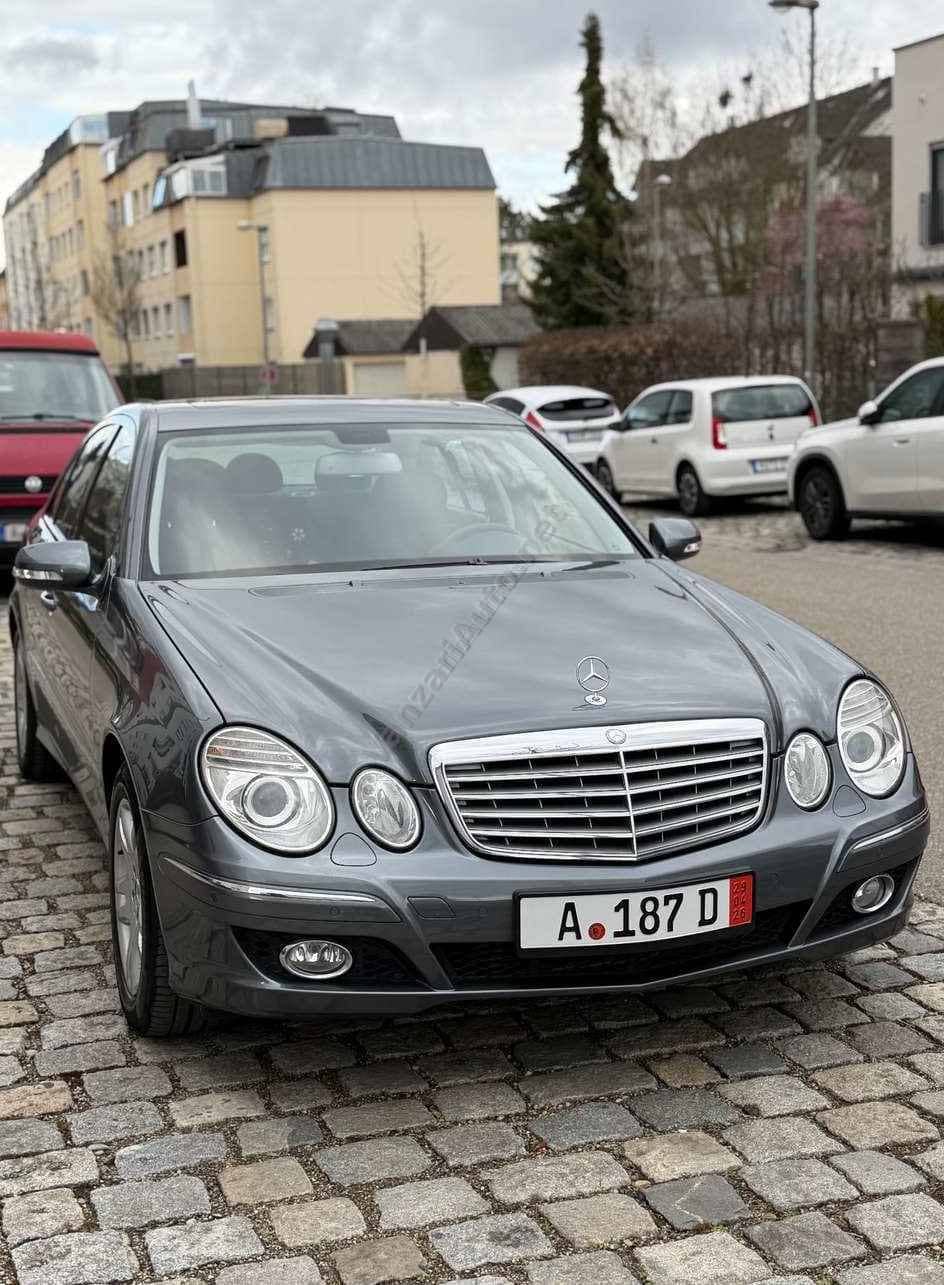 Mercedes-Benz E