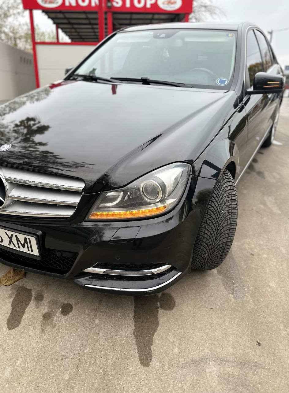 Mercedes-Benz C