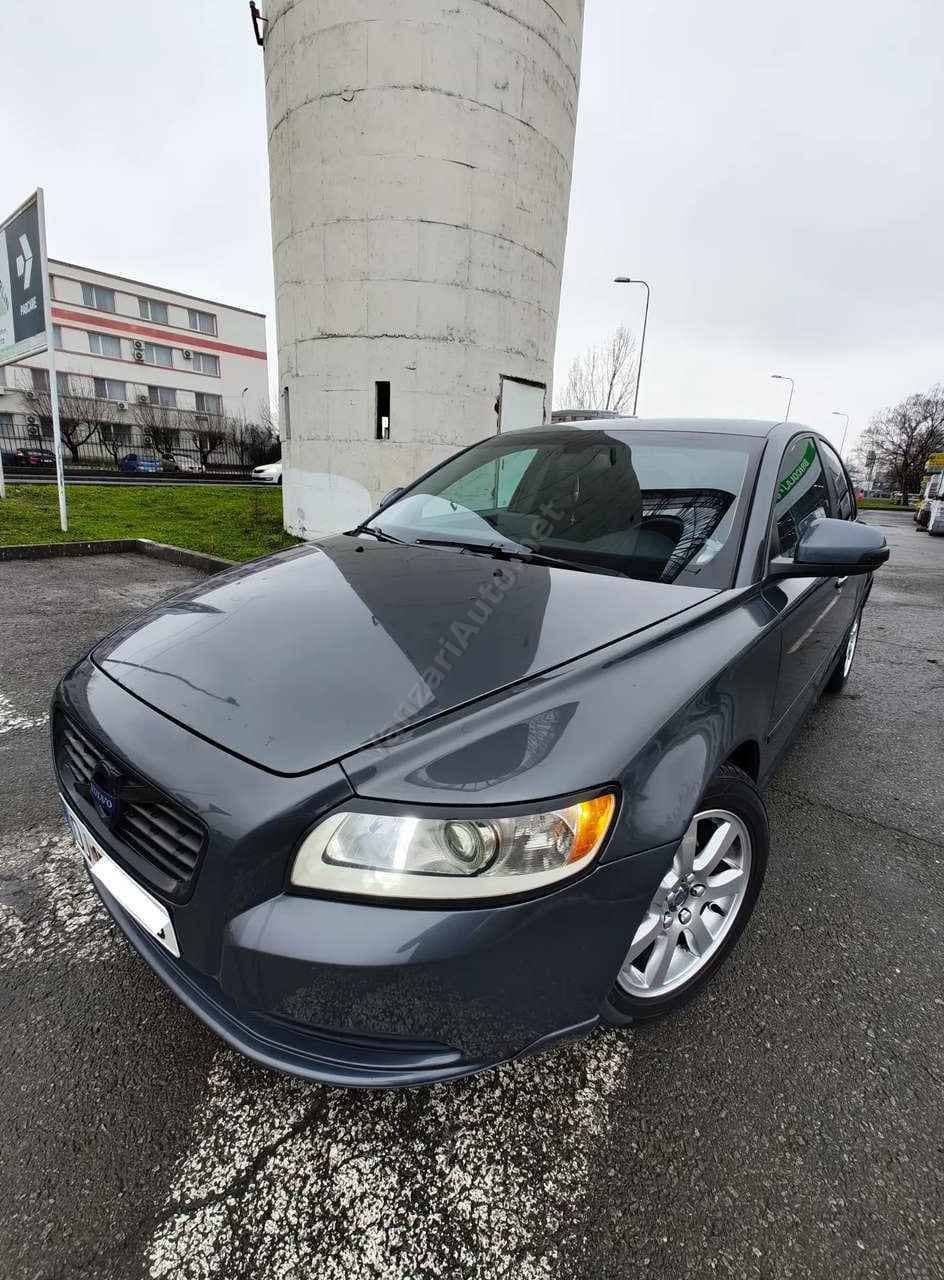Volvo S40