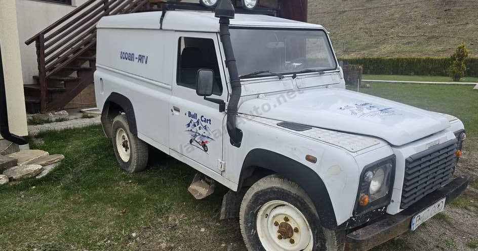 Land Rover Defender