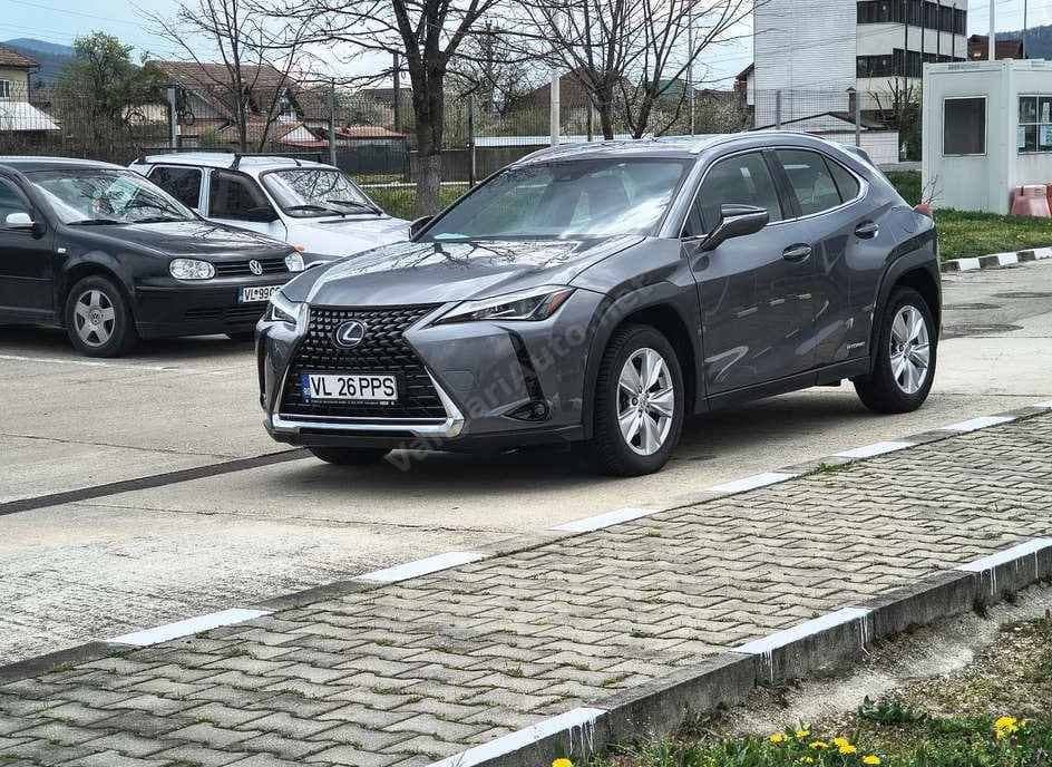 Lexus UX