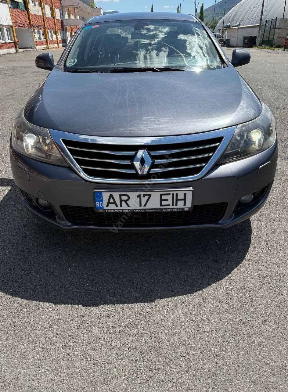 Renault Latitude