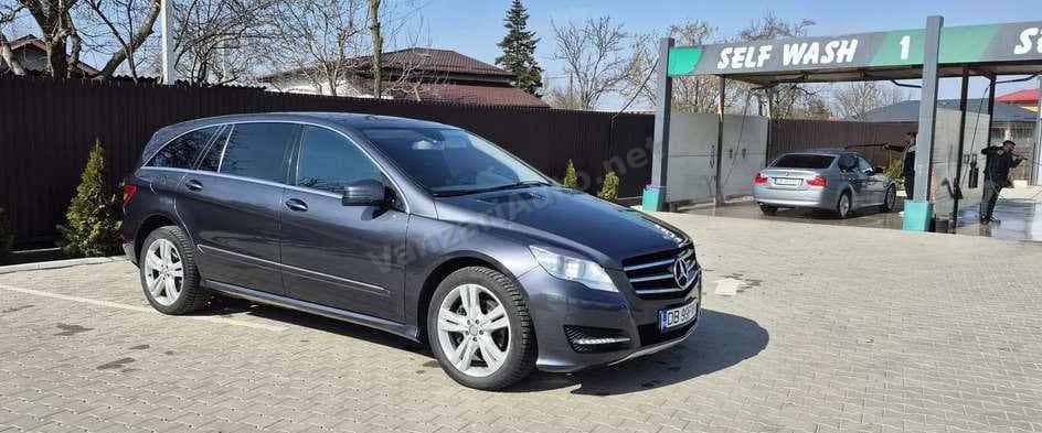 Mercedes-Benz R