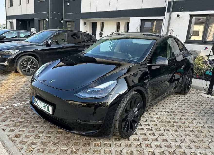 Tesla Model Y
