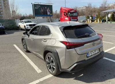 Lexus UX