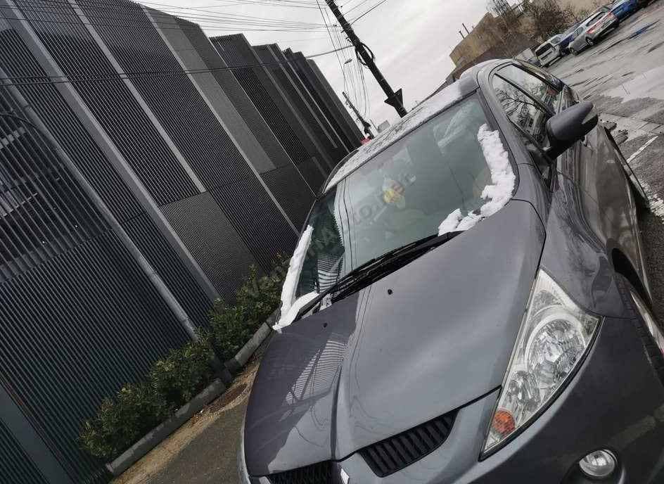 Mitsubishi Grandis