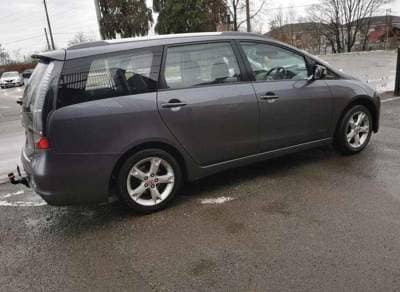 Mitsubishi Grandis