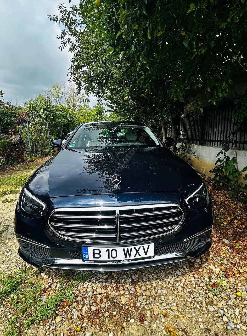 Mercedes-Benz E