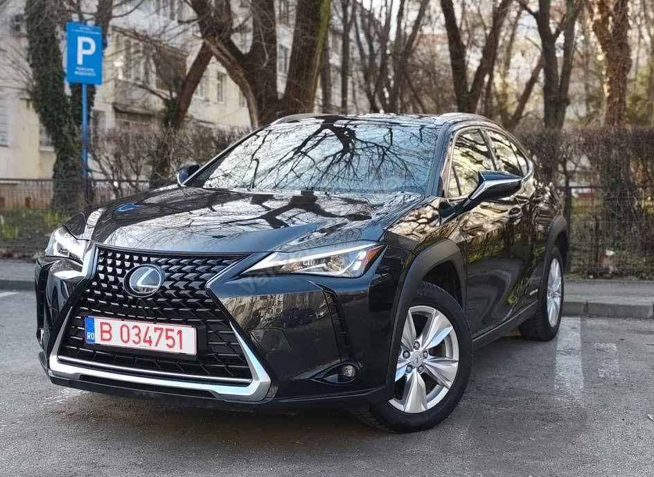 Lexus UX