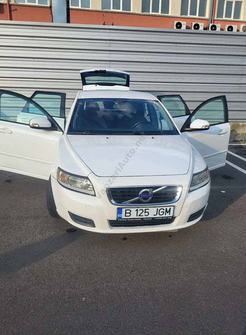 Volvo V50