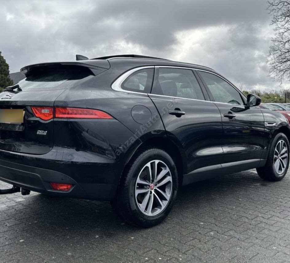 Jaguar F-Pace