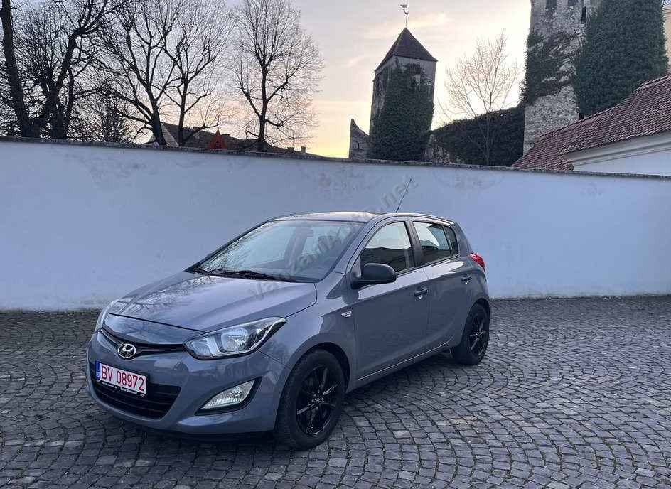 Hyundai i20