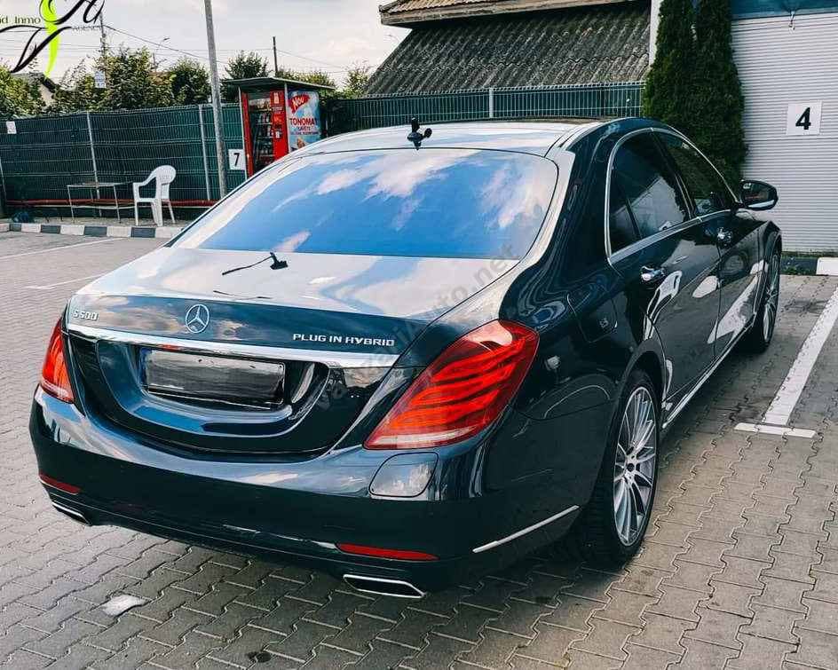 Mercedes-Benz S