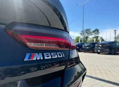 BMW M8