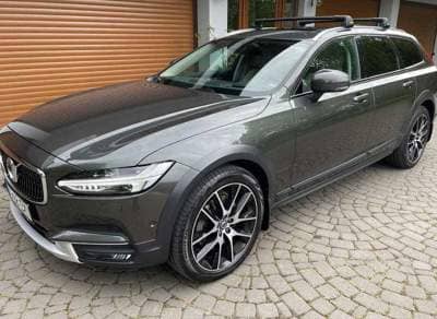 Volvo V90