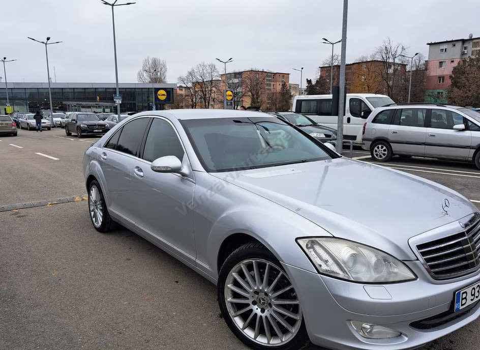 Mercedes-Benz S