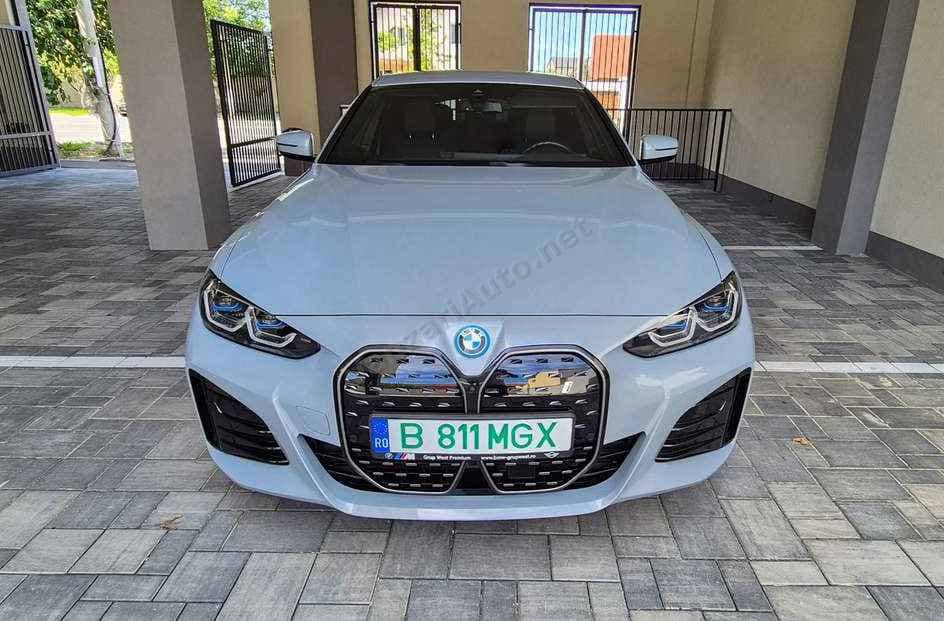 BMW i4