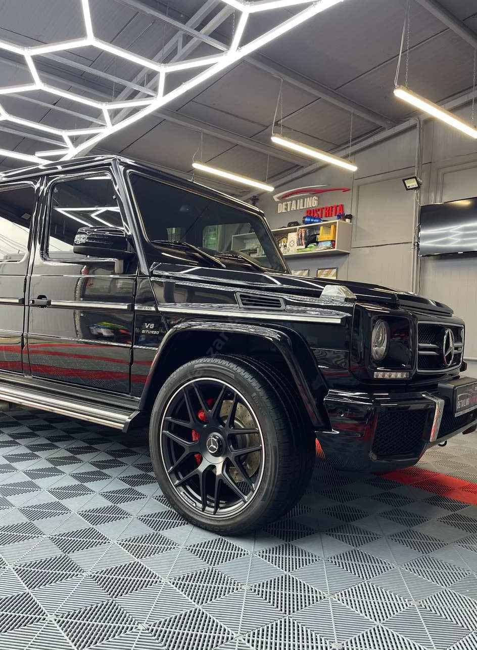Mercedes-Benz G