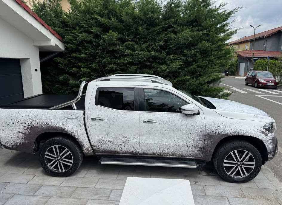 Mercedes-Benz X