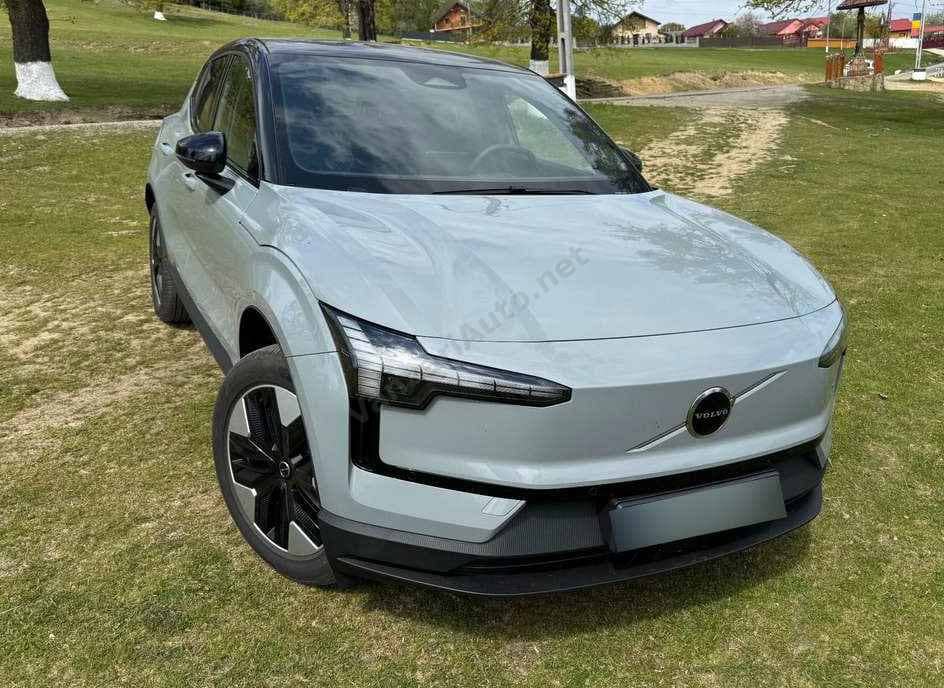 Volvo EX30