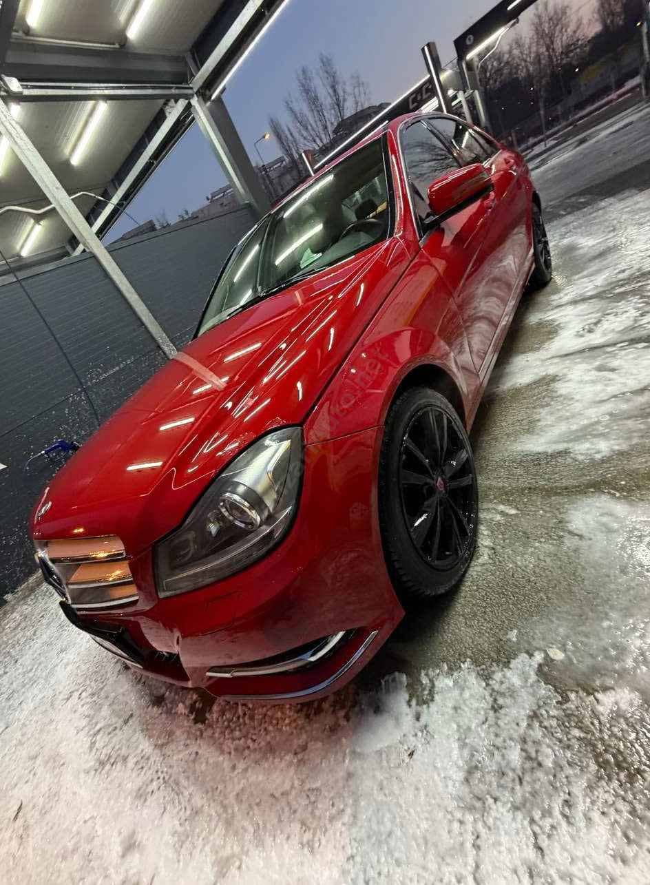 Mercedes-Benz C