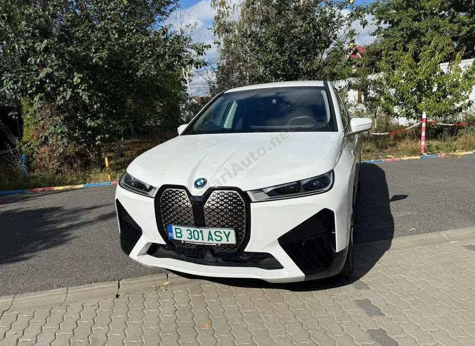 BMW iX