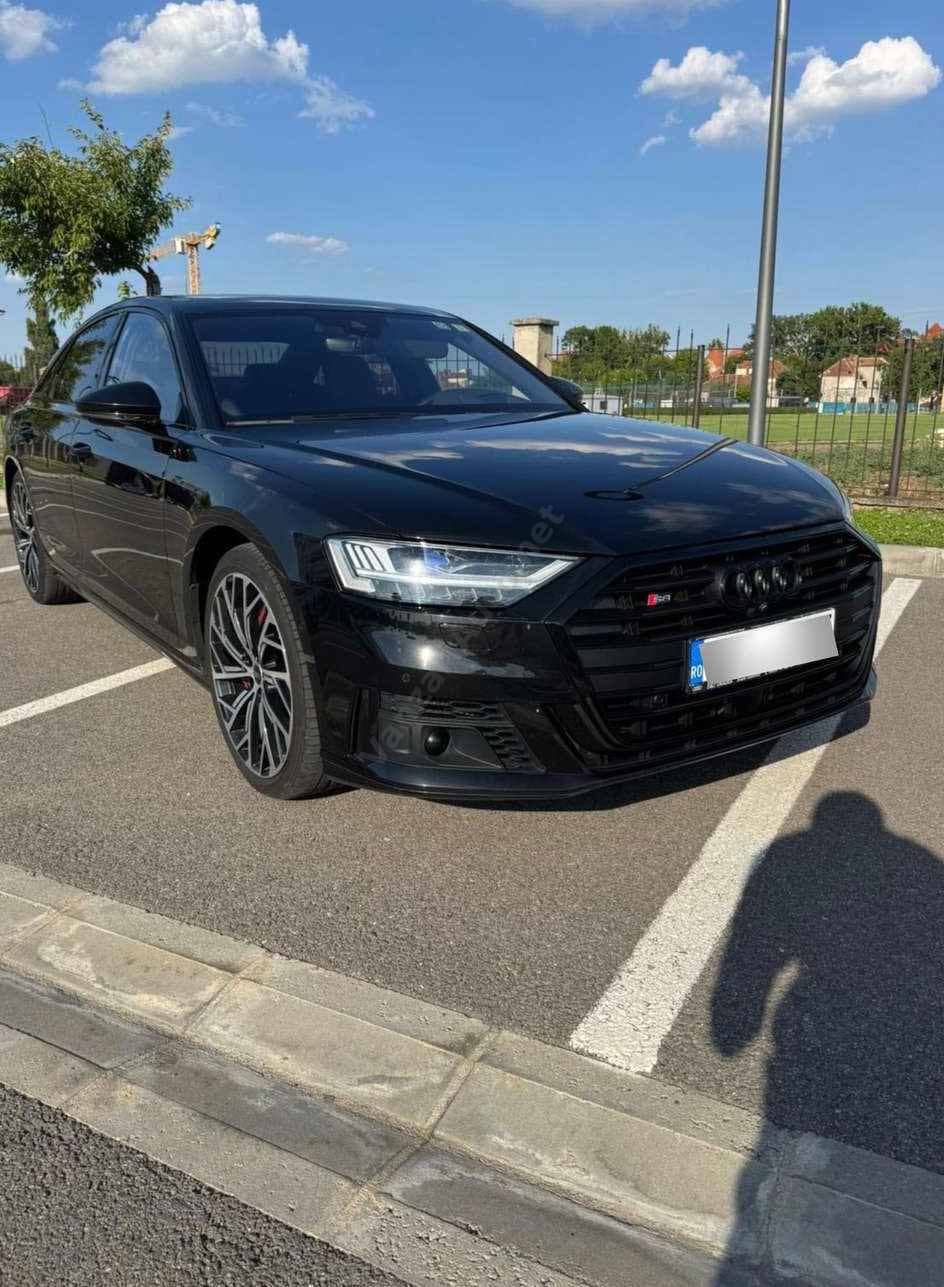Audi S8