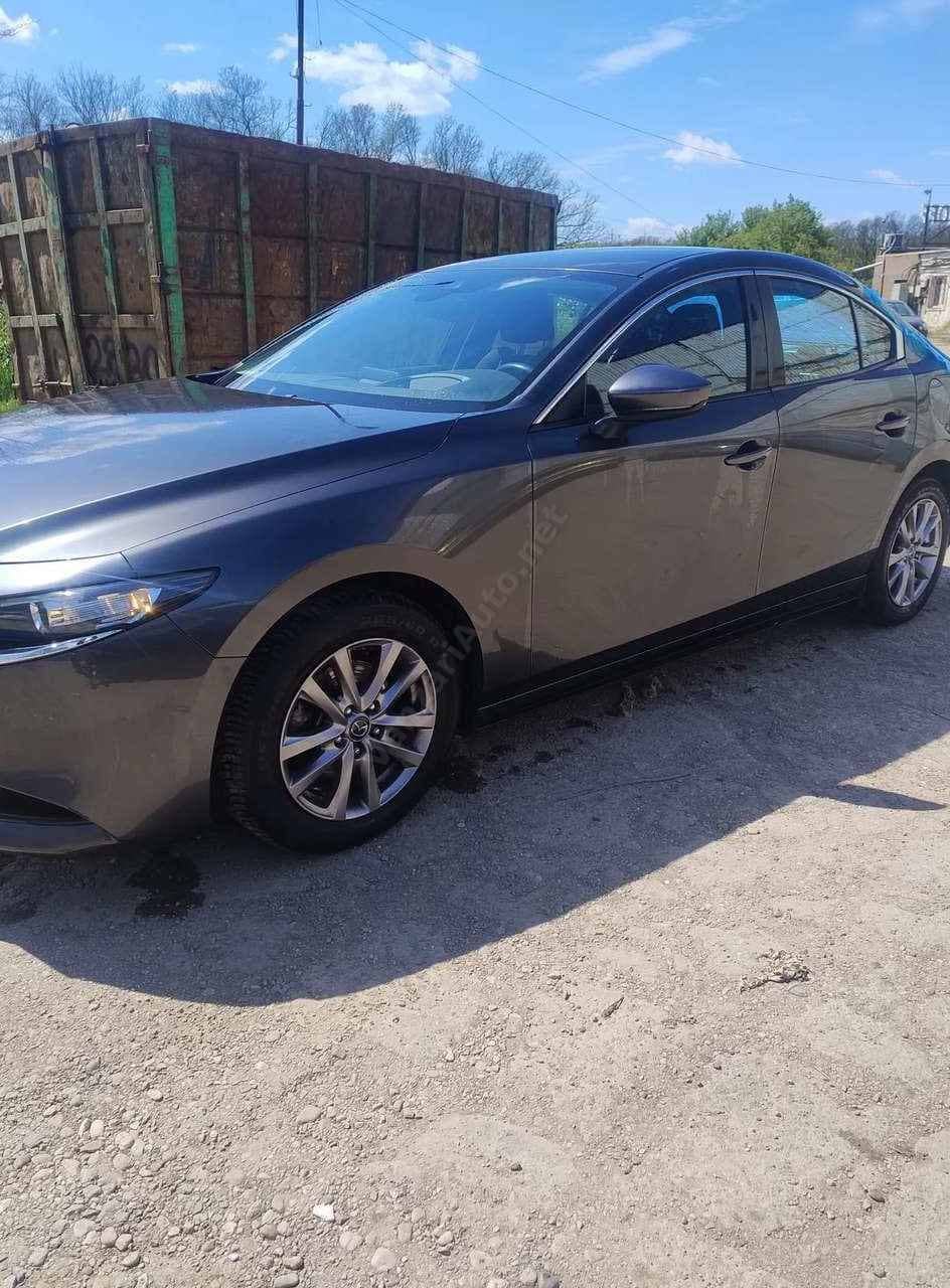 Mazda 3