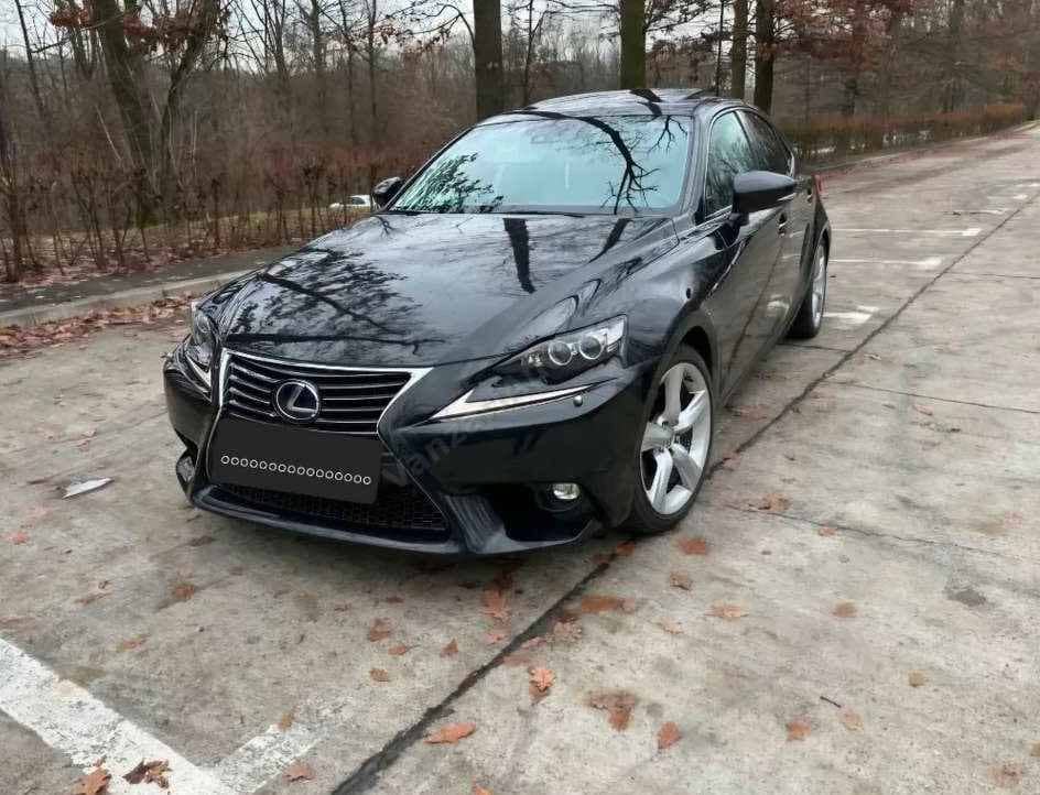 Lexus Seria IS