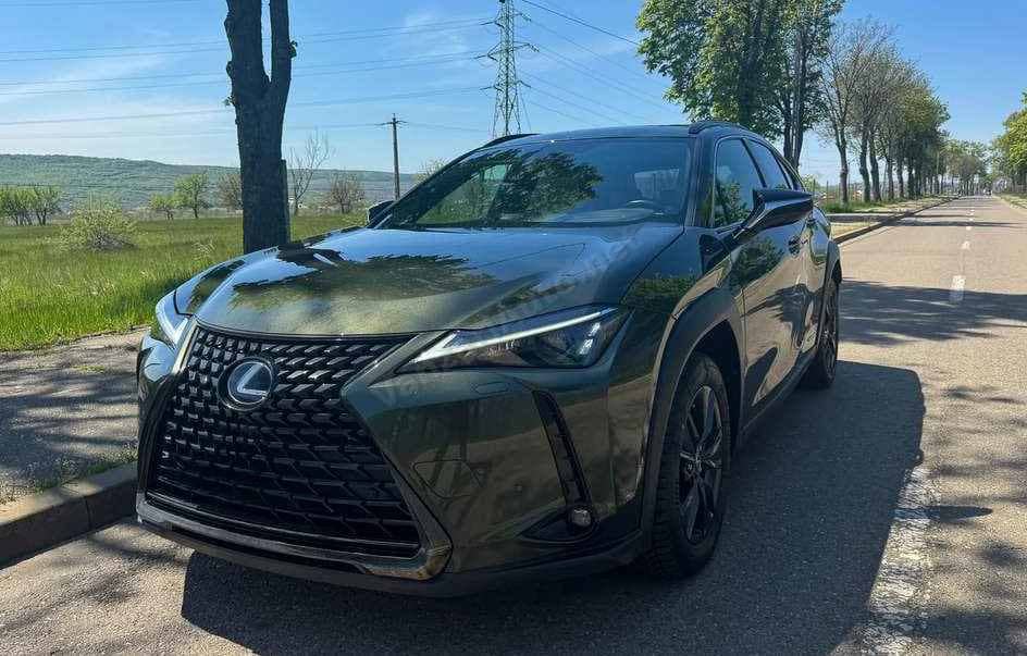 Lexus UX