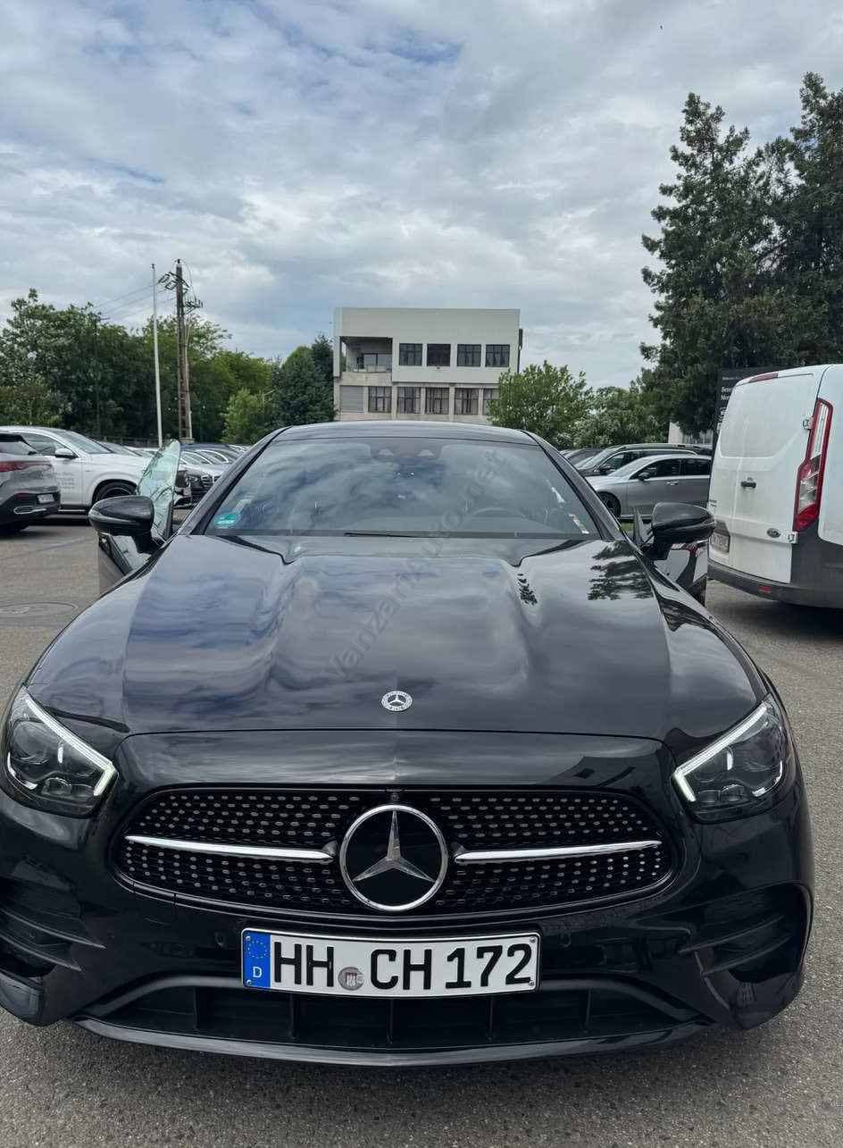 Mercedes-Benz E