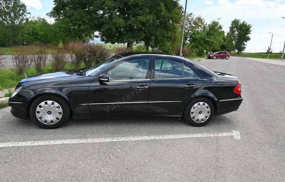 Mercedes-Benz E