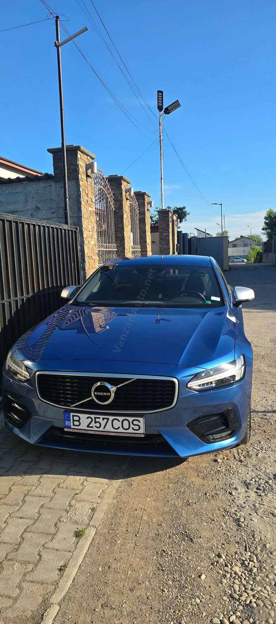 Volvo S90