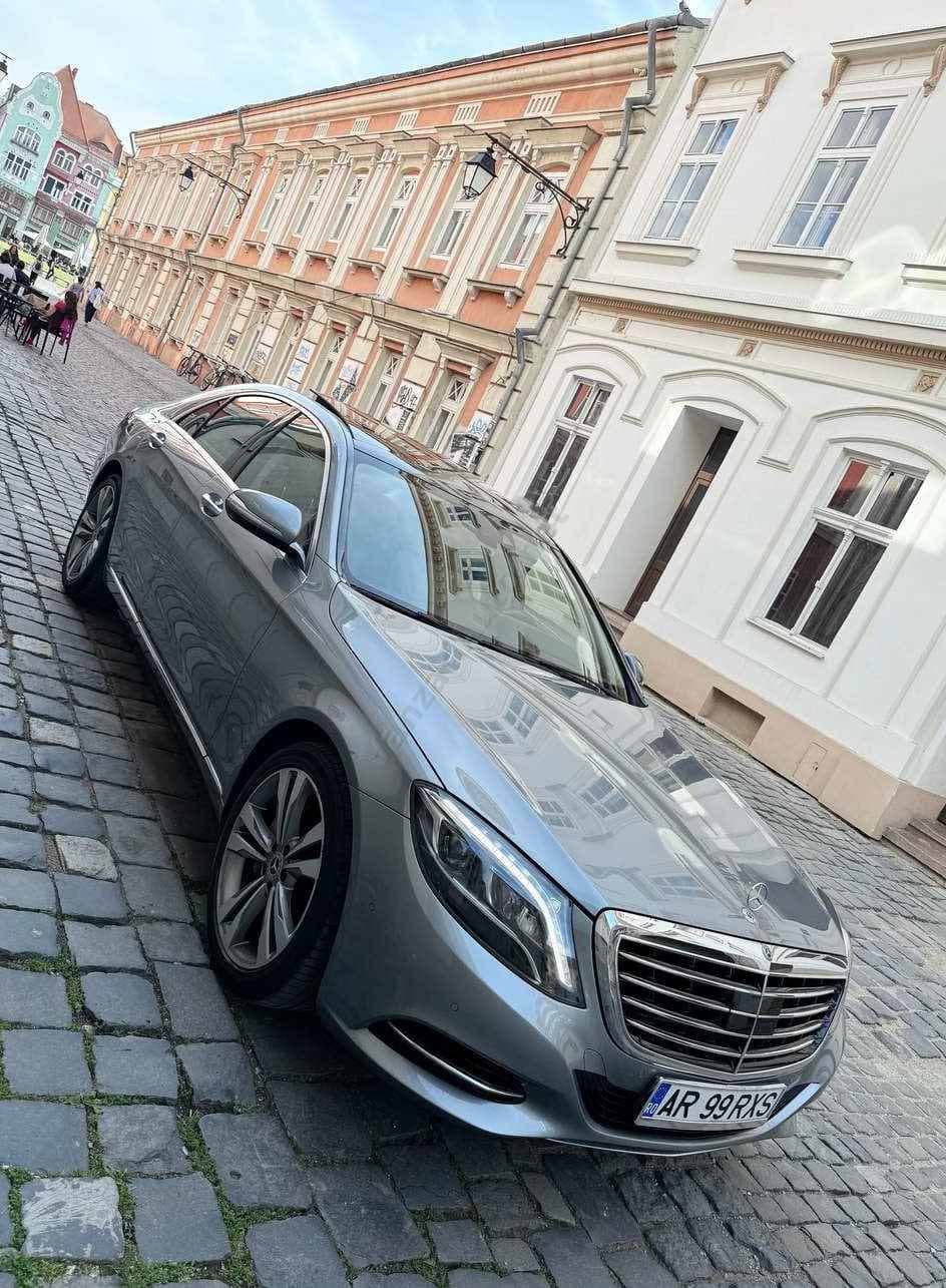 Mercedes-Benz S
