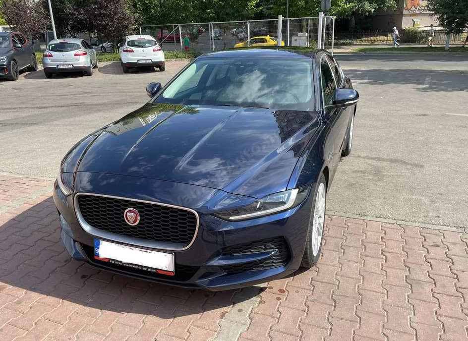 Jaguar XE