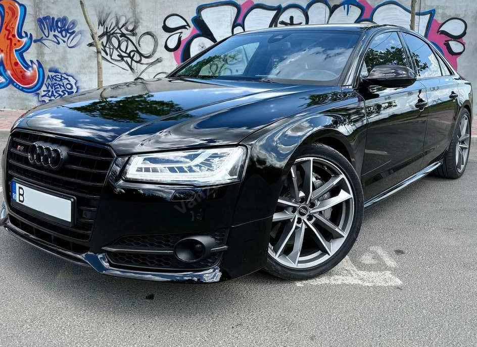 Audi S8