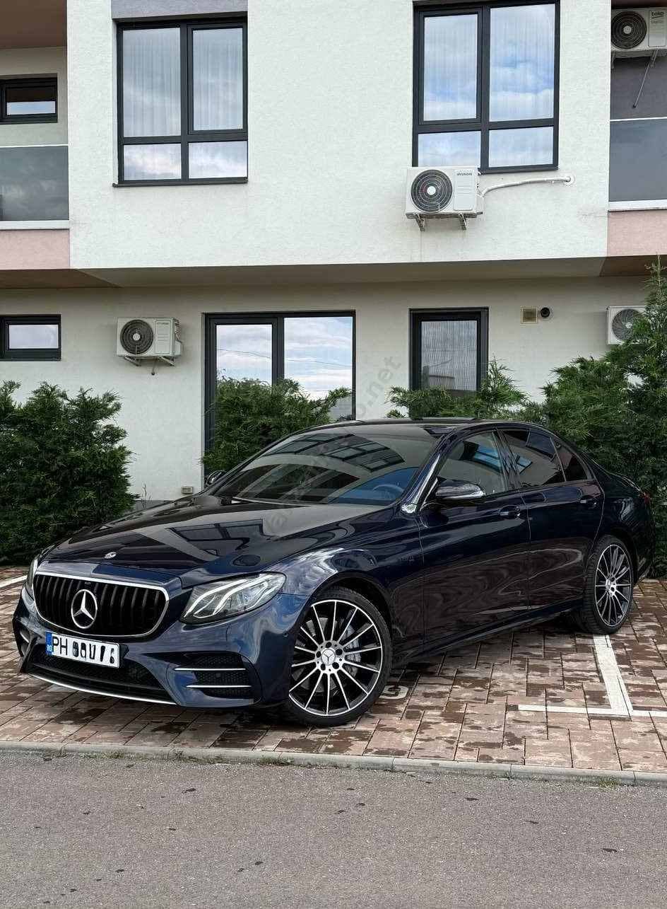 Mercedes-Benz E