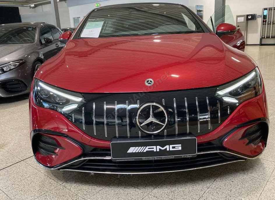 Mercedes-Benz EQE